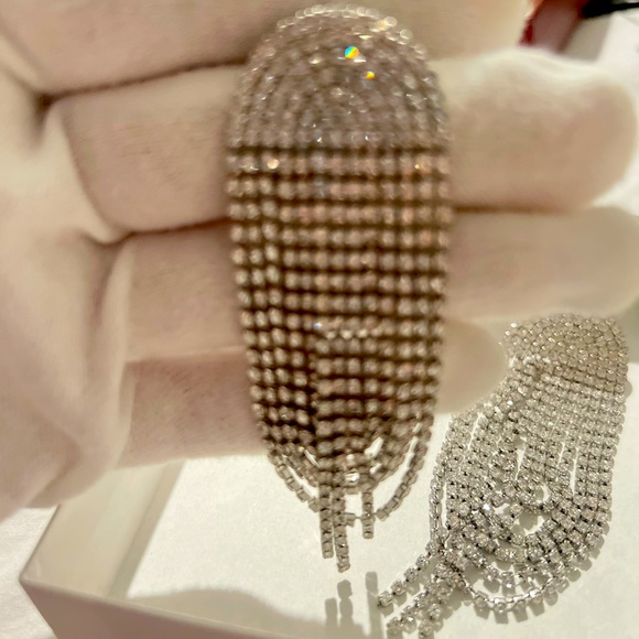 Large Rhinestone chains Earrings - Silver-colored - Ladies NWOT - Picture 2 of 5